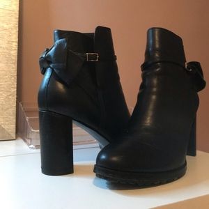 Banana Republic booties